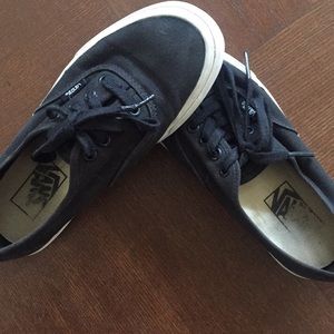 Black vans
